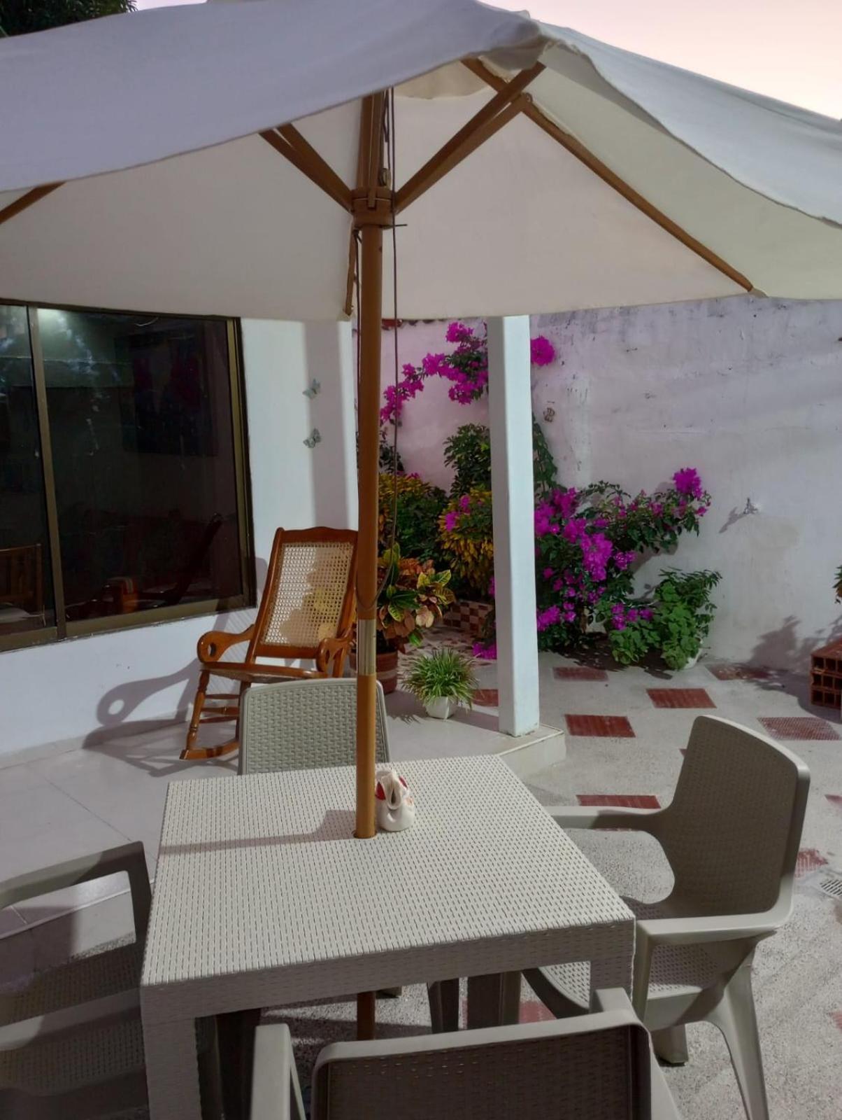 Hospedaje Casa Pachi En Cartagena De Indias ภายนอก รูปภาพ